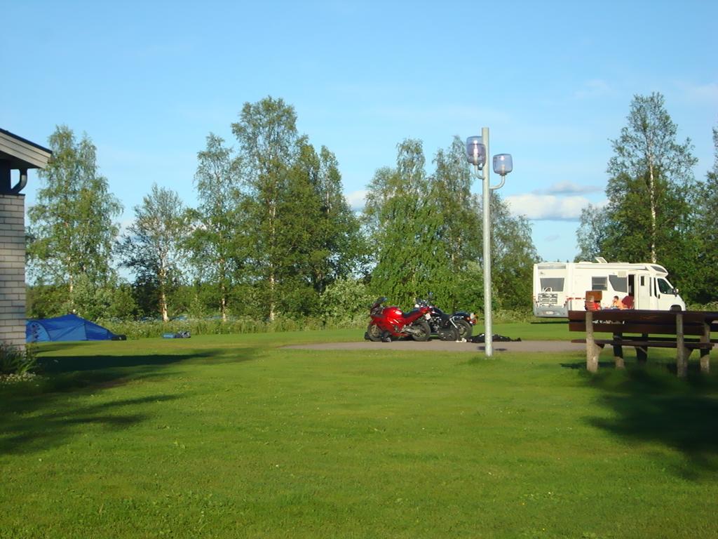 Pajala Cottages Route 99 Buitenkant foto
