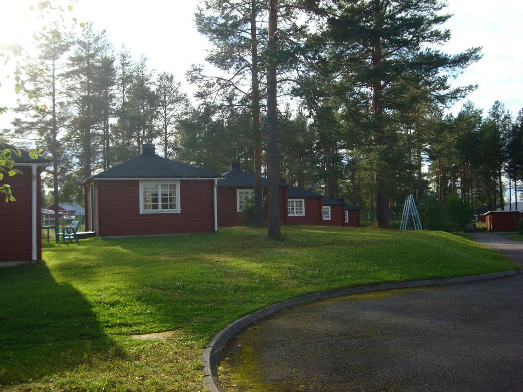 Pajala Cottages Route 99 Buitenkant foto