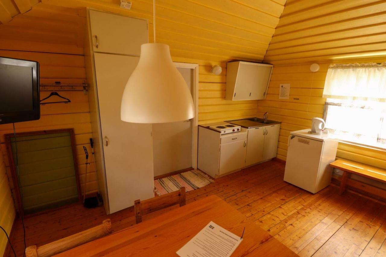 Pajala Cottages Route 99 Buitenkant foto